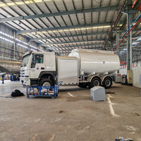 Camion de ravitaillement aérien mobile HOWO 6x4, neuf, 20 m³ en alliage d'aluminium pour carburant d'aviation
