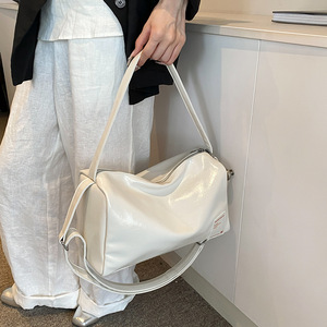 <b>Burgundy</b> shiny shoulder bag, large capacity design, women's fashionable <b>handbag</b> - Product Image 4