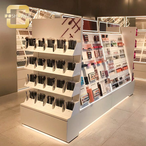 Support de vernis à ongles rectangulaire en bois autoportant gris de conception personnalisée Présentoir de magasin d'articles de toilette en acrylique pour étagère de rangement - Product Image 5