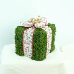 Hand-made Gift Box Ornament Natural Material Moss Home And Garden Decoration For Christmas