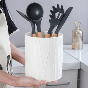 Portautensili da Cucina in <span class=keywords><strong>Ceramica</strong></span> Bianca dal Design Unico, Tipo a Colonna - Product Image 5