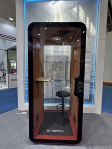 UNIBOOTH ตู้โทรศัพท์เก็บเสียงอเนกประสงค์แบบปรับแต่งได้ ได้รับการรับรองมาตรฐาน Class A ขนาดกะทัดรัด เหมาะสำหรับพื้นที่ทำงานร่วมกัน - Product Image 6