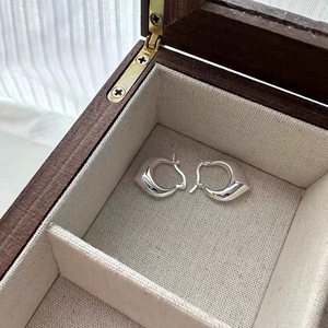 S925 Sterling Silver Huggie <b>Earrings</b> Geometric Design Fashionable Glossy Everyday Wear Silver Color Fine <b>Cuff</b> <b>Earrings</b> - Product Image 4