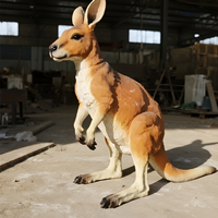 Modèle d'animal animatronique kangourou simulé personnalisé pour les expositions de zoo parcs à thème centres commerciaux décor australien