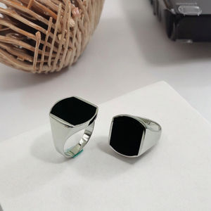 <span class=keywords><strong>KAAN</strong></span> JEWELRY Anello Moderno da Uomo in Argento 925 con Pietra Quadrata in Agata Nera Placcato in Rodio Elegante Gioiello Regalo - Product Image 2