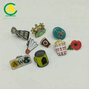 Broche en émail personnalisée avec logo, plaquée or, argent et noir, motif Grim Reaper 'Stay Positive', style gothique en métal, pour revers, sac à dos, cadeaux - Product Image 3