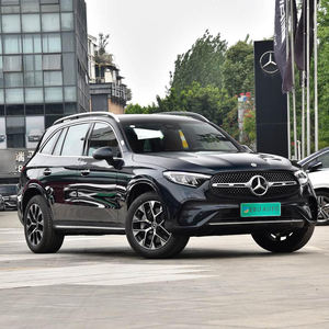 Mercedes-Benz <span class=keywords><strong>GLC</strong></span> PHEV 2025 |   SUV de Lujo <span class=keywords><strong>Híbrido</strong></span> <span class=keywords><strong>Enchufable</strong></span> |   Hasta 54 millas de autonomía para vehículos eléctricos |   Funciones de Tracción Total y Conducción Inteligente - Product Image 2
