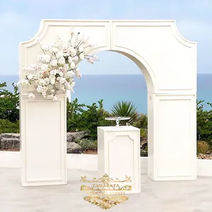 户外家具活动使用白色聚氯乙烯婚礼拱门背景