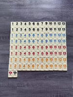 Jeu de société de taille de voyage personnalisé 106 tuiles de rami personnalisées dans une boîte en papier