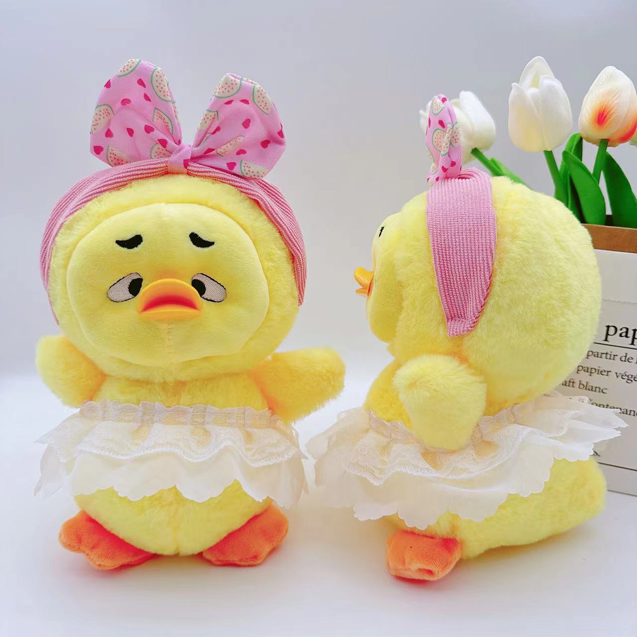 Pato con pareo de diadema