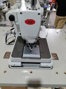Máquina de Coser de Ojales de Alto Rendimiento VMA para Confección de Prendas Casuales - Product Image 3