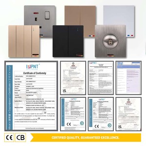 สวิตช์ติดผนังแบบขั้วเดียว Klass Budget 50 ชิ้น รุ่น UK 16A สีเทา ป้องกันไฟลุก พร้อมพอร์ต USB 2 ช่อง สำหรับผู้รับเหมา OEM/ปรับแต่งได้ - Product Image 4