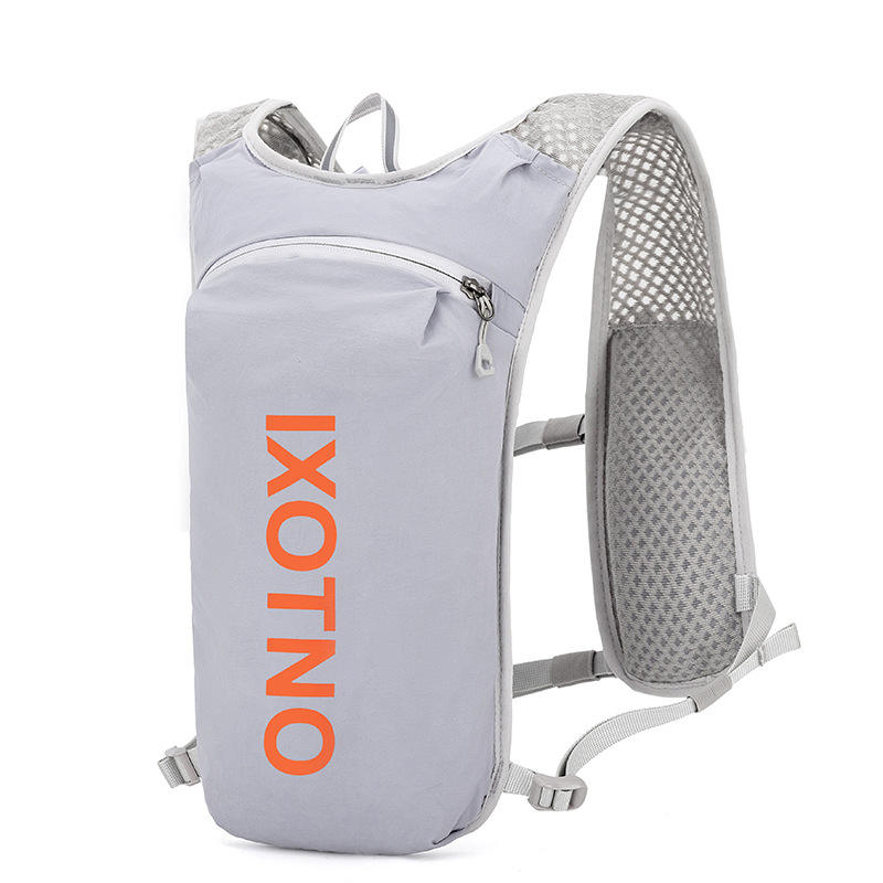 สีเทาอ่อนกับสีส้ม -