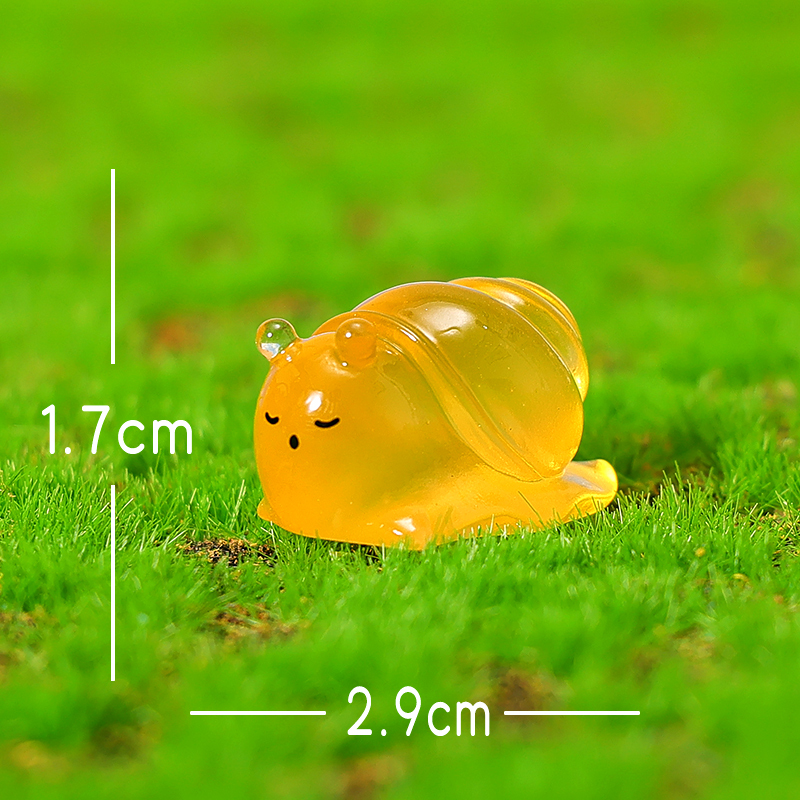 Escargot jaune lumineux