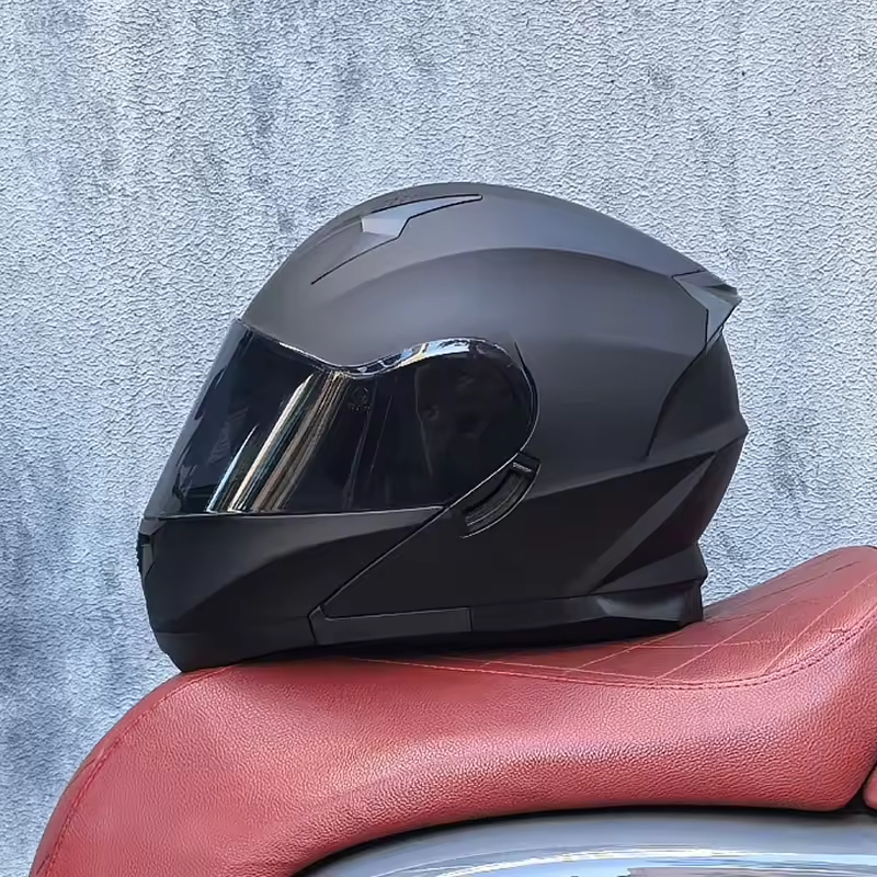 does ls2 valiant helmet have pinlock LS2 Valiant II Helmet Review