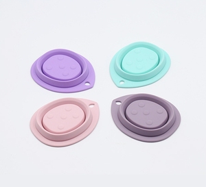 Tazón de Silicona Plegable en Forma de Huevo para Lavar Brochas de Maquillaje y Limpiar Esponjas - Product Image 5