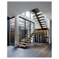 Escalier flottant haut de gamme avec structure à montantes ouvertes pour applications de rénovation résidentielle moderne
