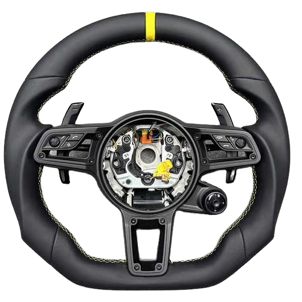 ワンランク上の運転体験を ポルシェステアリングホイール のプレミアム