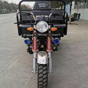 Beş Tekerlekli Benzinli Motosiklet Kamyon Açık Kasalı Pozitif Su Soğutmalı Kendinden Boşaltmalı >250cc Hacimli 50-70Km/s Hızlı 3C Sertifikalı - Product Image 1