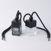 Bouteille en verre de parfum carré de 5ML bouteille de diffuseur de parfum désodorisant suspendu de voiture