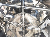 Mélangeur de liquides à double enveloppe chauffante électrique en acier inoxydable avec agitateur