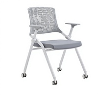 Chaise de conférence pliable personnalisée en maille avec roulettes, accoudoirs empilables et dossier confortable pour personnel et étudiants en salles de conférence