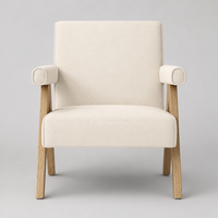 Fauteuil en tissu crème pour projet hôtelier et villa, avec accoudoirs et structure en bois, idéal pour salon, chambre et lecture