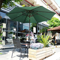 Parasol de terrasse moderne 7,5 pieds avec éclairage LED solaire, pliable, inclinable à manivelle, pour jardin, piscine et cour
