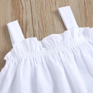 Nuevo Modelo de Traje de Pantalón Vaquero para Niños con Vestido con Tirantes para Ir de Compras Hecho en China - Product Image 3