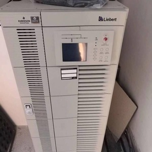 Alimentation électrique Emerson Ups Ul33 0200l 20kva, unité de fréquence industrielle avec transformateur d'isolement intégré - Product Image 2