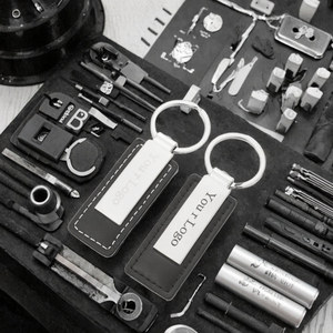 Porte-clés rectangulaire en cuir PU de haute qualité gravé, impression typographique personnalisée, logo vierge, porte-clés de luxe - Product Image 6