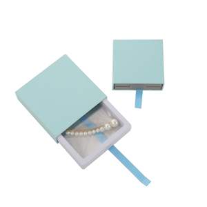 กล่องใส่เครื่องประดับแบบใสพิมพ์โลโก้ตามสั่ง ขนาด 9 x 9 ซม. หลายสี ผลิตจากฟิล์ม PE บาง สำหรับใส่สร้อยคอ สร้อยข้อมือ ของขวัญ และเครื่องประดับ - Product Image 5