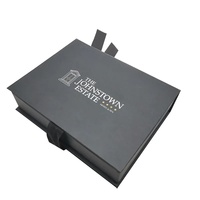 Caja de Regalo de Cartón Rígido con Forma de Libro, Diseño Personalizado de Lujo, con Cierre a Presión, Grabado, Laminado Mate, Forro de Esponja y Cinta