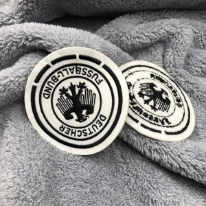 Huy Hiệu Dệt Vòng Tròn Tự Dính MOQ Thấp Miếng Dán Thêu Hình Tròn Ép Nhiệt - Product Image 6