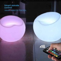 Chaise Apple moderne à LED de 22 pouces, chaise LED à gradation imperméable à l'eau à 16 couleurs changeantes pour la maison, le patio, la piscine, le salon