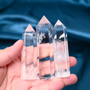 Vente en gros de cristaux de pierres naturelles de guérison, tours de cristaux de quartz clair poli pour la décoration de bureau - Product Image 1