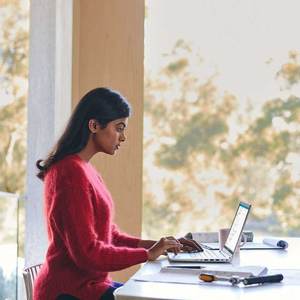 VG27AQL3A TUF Gaming Moniteur de bureau 27 pouces 1440P 240Hz DP/ avec 99% SRGB Temps de réponse de 5 ms Garantie de 3 ans - Product Image 3