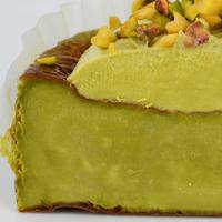 Cheesecake Basque aux Pistaches en Gros, Individuel, Congelé, Fourré à la Crème, Cuit au Four, Prêt à Consommer, Fabrication OEM