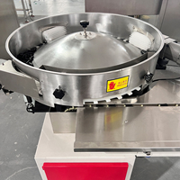 Multifunktionale Hochgeschwindigkeits-Minzbonbon-Horizontalverpackungsmaschine mit Zuführschale Kissenförmige Bonbonverpackungsmaschine