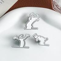 En gros, épingles en métal de style simple, broches et badges en métal pour vêtements, avec motifs de personnages de croquis, de dessins animés mignons et de figurines abstraites