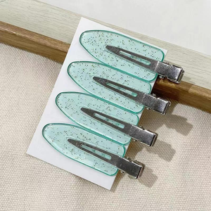 Venta al por Mayor de Pinzas para el Cabello YANE de Metal y Acrílico de 6 cm, Doradas, Sin Pliegues, para Mujer - Product Image 5