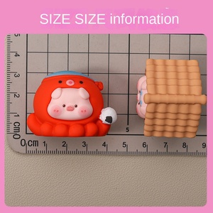 Figurines miniatures de scène de dessin animé mignonnes en résine DIY, peintes à la main, thème <span class=keywords><strong>Gourmet</strong></span> Pig, pour la décoration et la vente en gros - Product Image 2