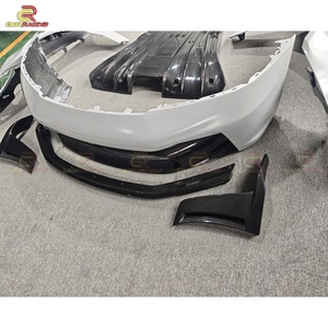 ชุดแต่งคาร์บอนไฟเบอร์แห้งสไตล์ GT3RS สำหรับ Porsche Carrera 992 911 ปี 2018-2024 ประกอบด้วยฝากระโปรง กันชนหน้า-หลัง สปอยเลอร์ และสเกิร์ตข้าง - Product Image 2