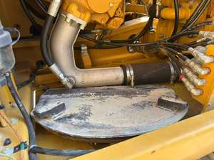 รถขุด CAT 330F ขายดี สภาพ 90% เครื่องจักรก่อสร้างยี่ห้อ Sany จากจีน รถขุดตีนตะขาบมือสอง พร้อมจัดส่ง - Product Image 4