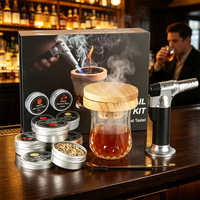 Kit Fumeur à Whisky avec Infuseur en Verre, Torche Premium et Set de Copeaux de Bois pour Bars et Amateurs de Whisky et de Bourbon