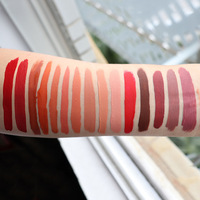 Grosir Lipstik Cair Gradien Hitam Lipgloss Terbaik Vendor Dasar Lip Gloss Vegan Lipgloss Personalisasi Massal