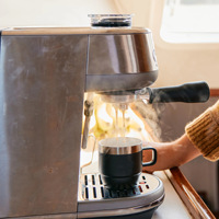Mug à café en acier inoxydable avec logo personnalisé, mug à café de camping avec poignée et couvercle, extérieur en acier inoxydable, intérieur en céramique