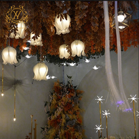 Nouvelle Arrivée : Décoration Lumineuse Suspendue pour Mariage, Lustre en Acrylique Orchidée, Lampe de Plafond, Décoration de Scène pour Fête de Mariage