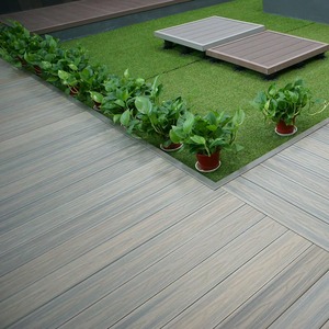 Plancher composite en plastique WPC à grain de bois anti-UV en HDPE, gris clair, co-extrusion, terrasse extérieure, stratifié technique - Product Image 6