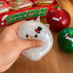 ของเล่นตุ๊กตาเกี๊ยวคริสต์มาสแบบสุ่ม น่ารัก ของเล่นบีบคลายเครียด ของเล่นเสริมพัฒนาการเด็ก ของขวัญวันหยุดสำหรับเด็ก ของขวัญปาร์ตี้ ขายส่ง - Product Image 3
